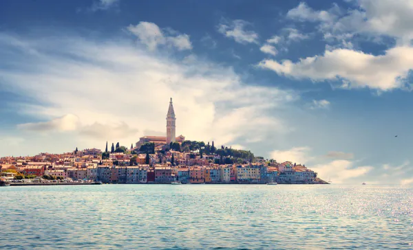 Altstadt von Rovinj am Meer in Istrien