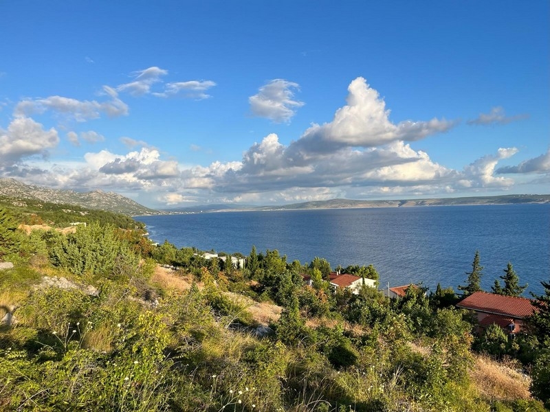 Immobilien mit schönem Blick auf das Meer in Kroatien.