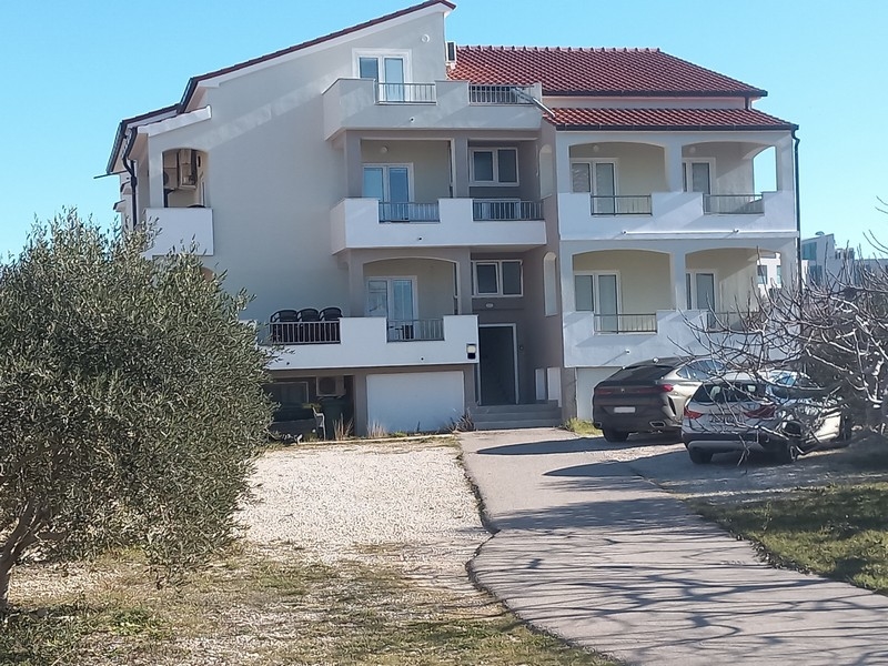 Mehrfamilienhaus mit Meerblick-Panorama