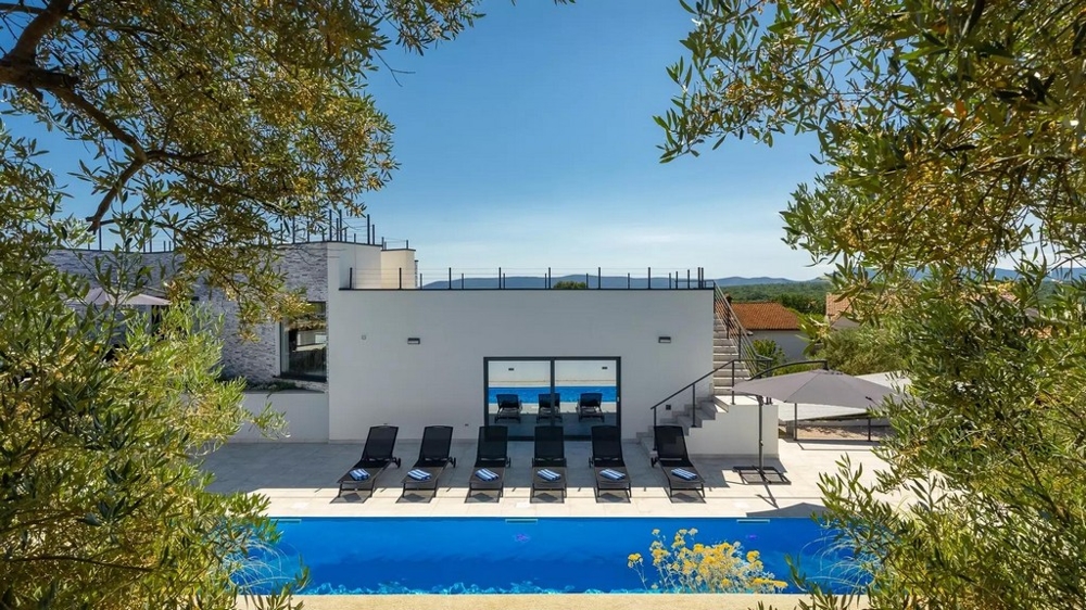 Villa mit Pool kaufen auf der Insel Krk in Kroatien - Panorama Scouting H3398.