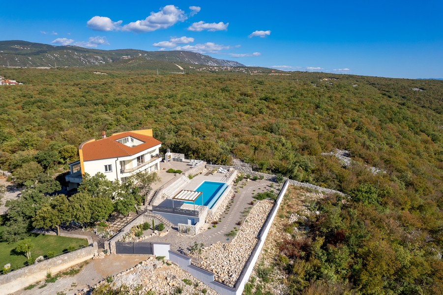 Villa in ruhiger Lage kaufen in Kroatien - Panorama Scouting.