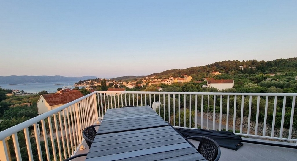 Meerblick von der Dachterrasse der Immobilie H3607 in Kroatien.