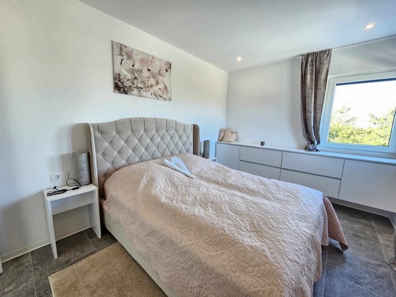 Das komfortable Schlafzimmer der Immobilie H3613 in Istrien.