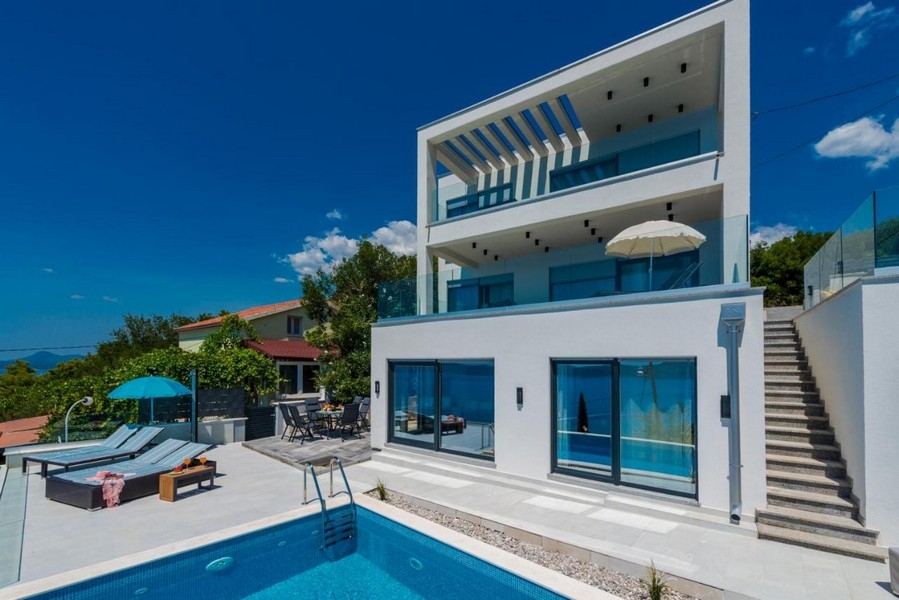 Moderne Villa mit Pool kaufen bei Dubrovnik in Kroatien - Panorama Scouting H3641.