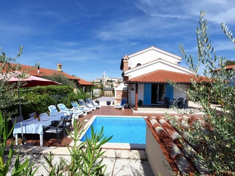 Poolhaus zum Verkauf bei Porec in Istrien - Panorama Scouting.