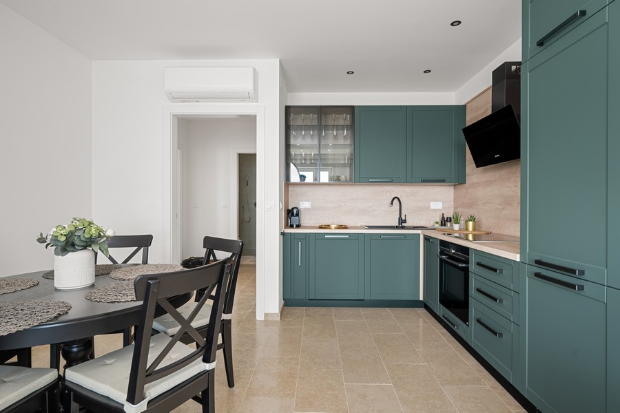 Offene Küche mit Essbereich