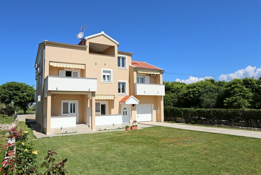 Apartmenthaus kaufen Kroatien - Panorama Scouting H3790