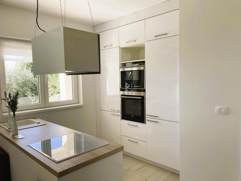 Moderne Einbauküche