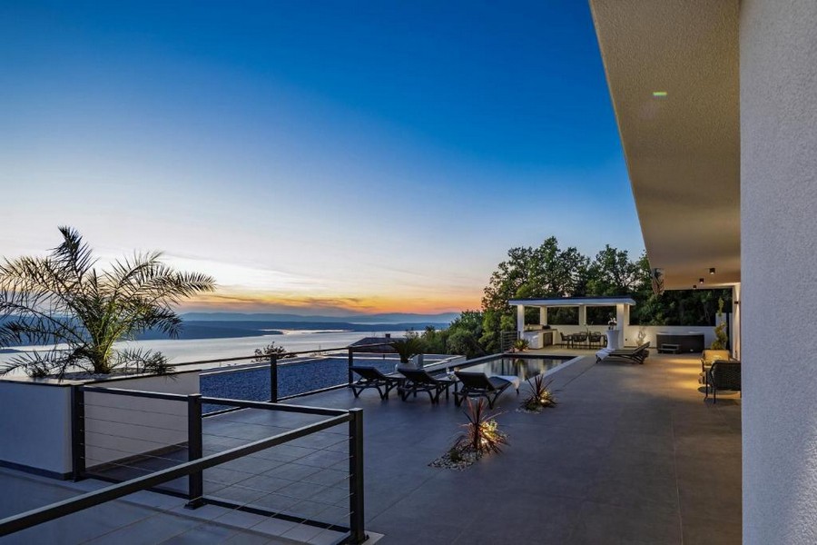 Villa mit Pool und Meerblick in Crikvenica Dalmatien