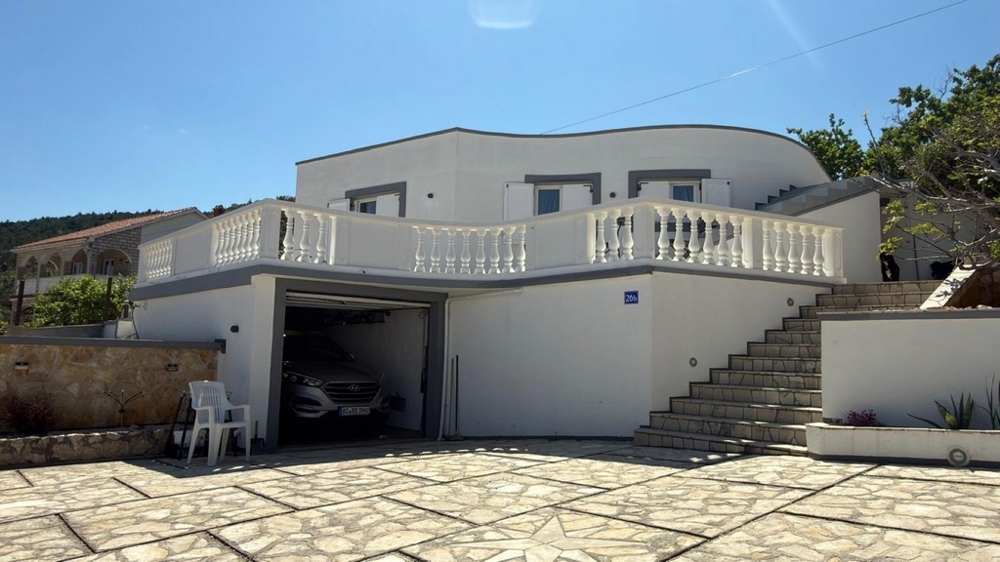 Haus nahe dem Meer in Vinjerac, Kroatien.