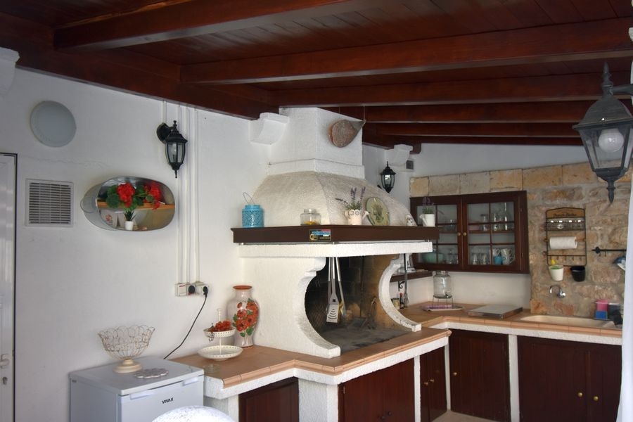 Außenküche mit Grillbereich