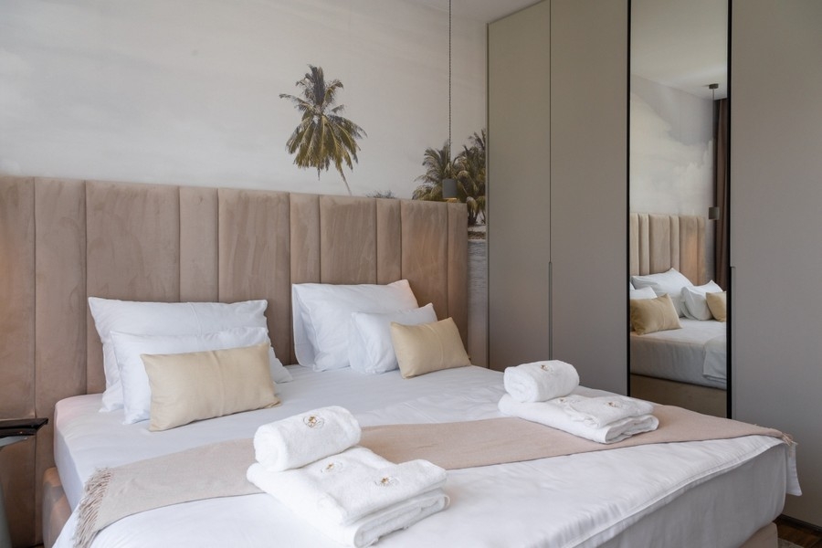 Schlafzimmer mit Einbauschrank