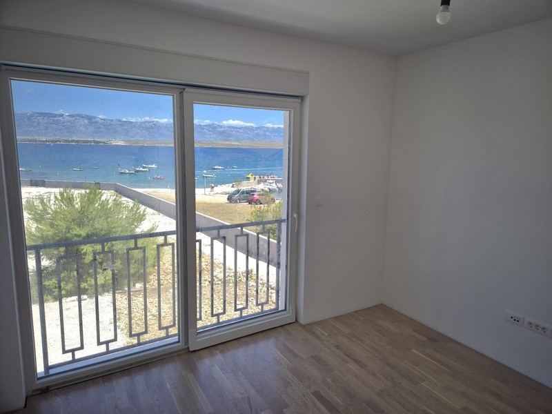 Zimmer mit Meerblick und Zugang zum Balkon