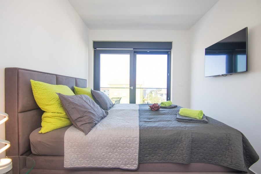 Schlafzimmer mit Balkonzugang