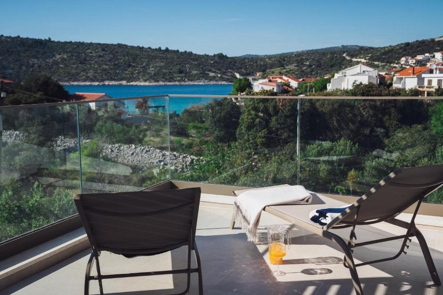 Meerblick von der Terrasse einer Villa in Dalmatien