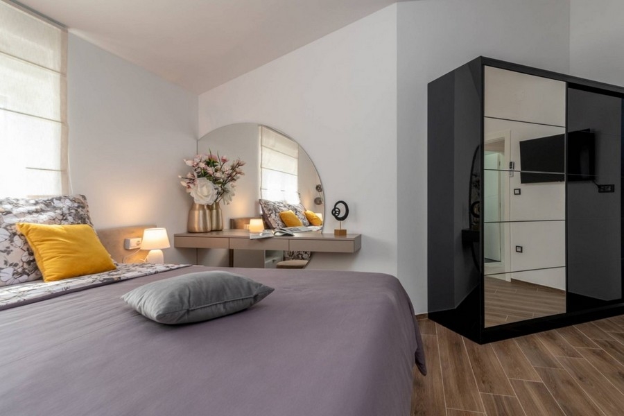 Schlafzimmer mit modernem Design