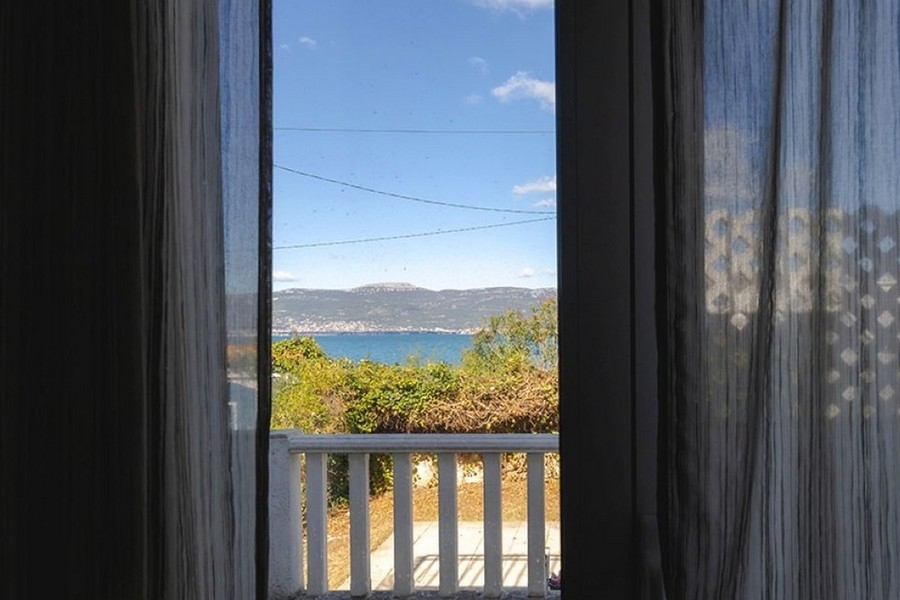 Ferienhaus mit Meerblick in erster Reihe auf Ciovo