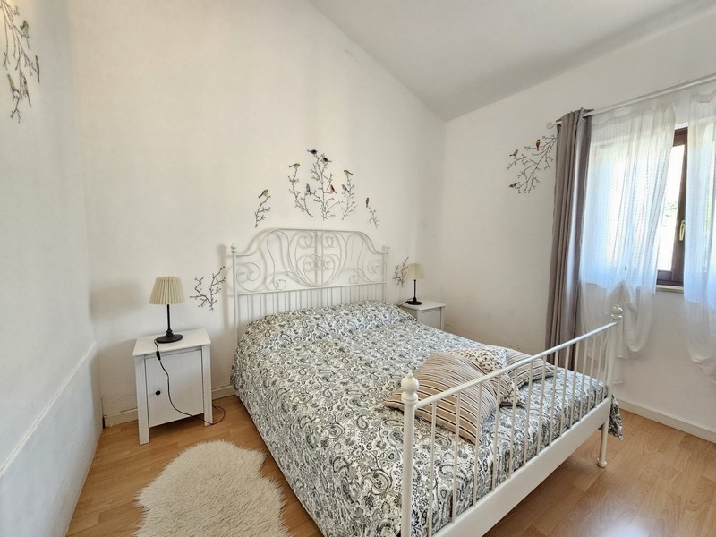 Schlafzimmer mit Doppelbett in Kroatien
