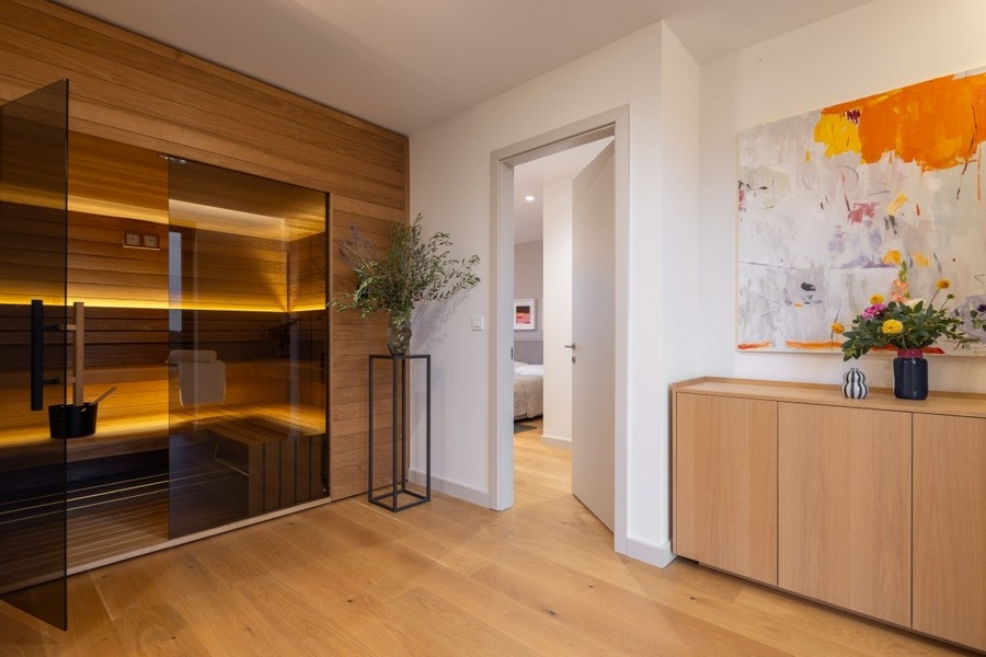 Modernes Badezimmer der Villa in Kroatien