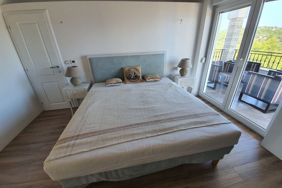 Schlafzimmer mit Terrassenzugang