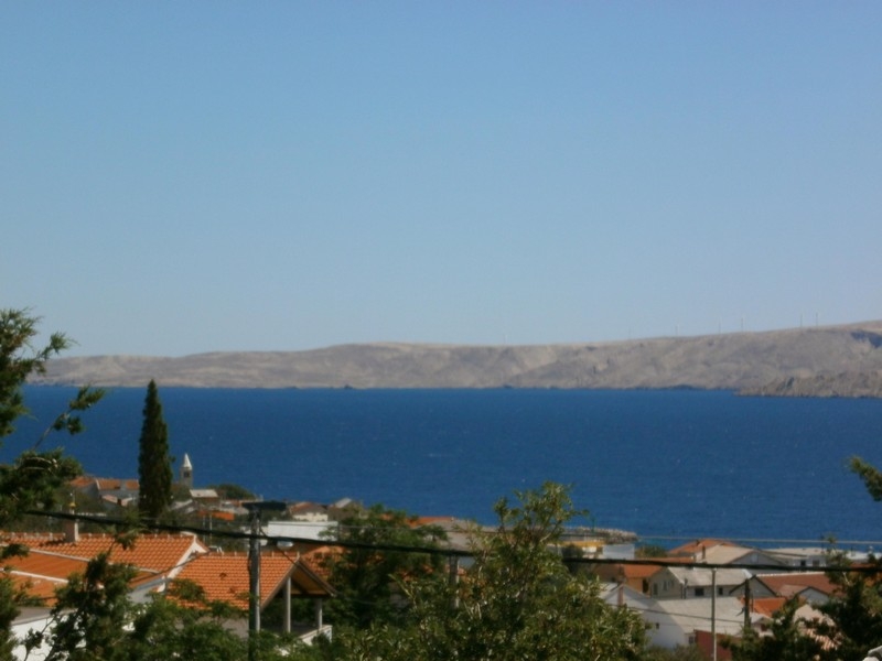 Meerblick auf die Bucht in Karlobag