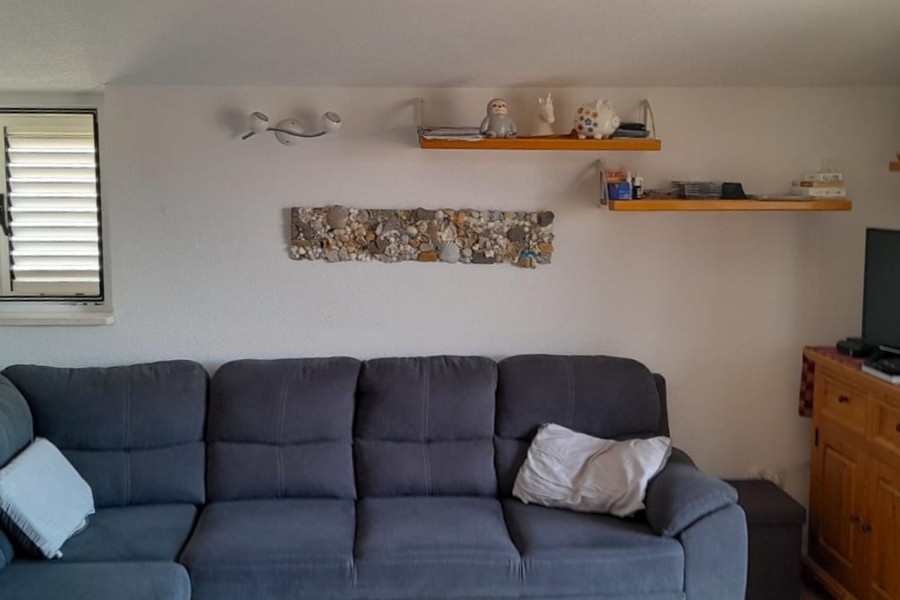 Gemütlicher Wohnbereich mit Sofa