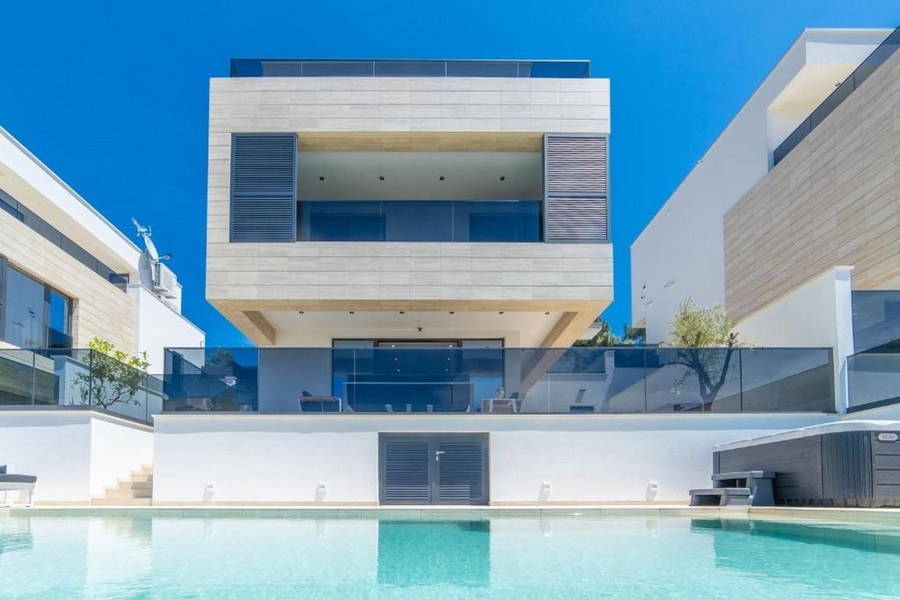 Neubau-Villa mit Meerblick in Kroatien