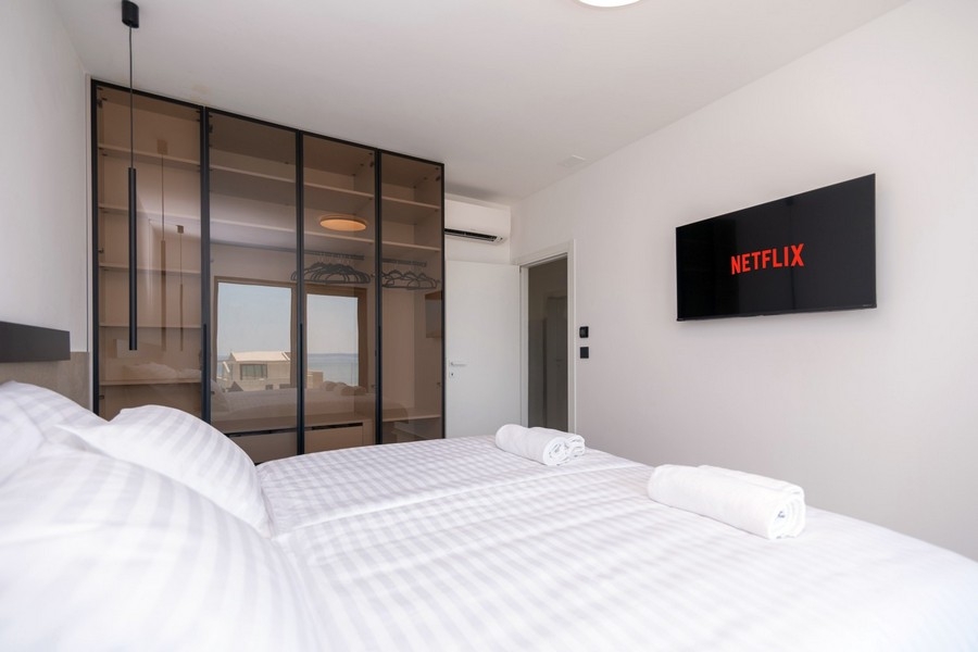 Schlafzimmer mit Einbauschrank