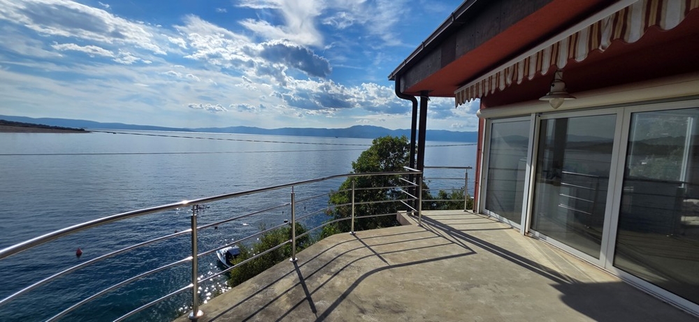 Terrasse mit Panoramablick auf die Kvarner Bucht