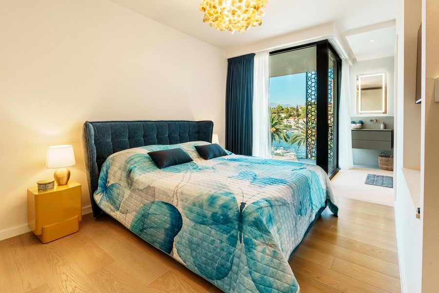 Schlafzimmer mit Zugang zur Terrasse - H4083
