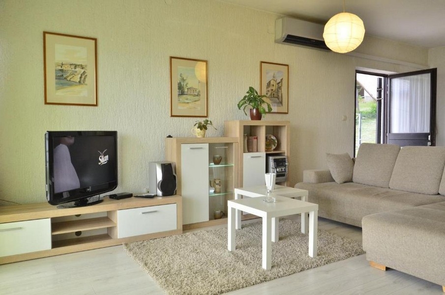 Möblierter Wohnbereich im Apartmenthaus in Crikvenica