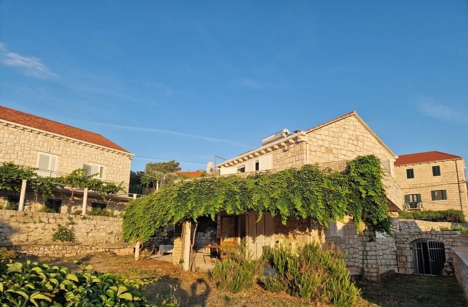 Steinhaus mit Meerblick in Lumbarda, Insel Korcula