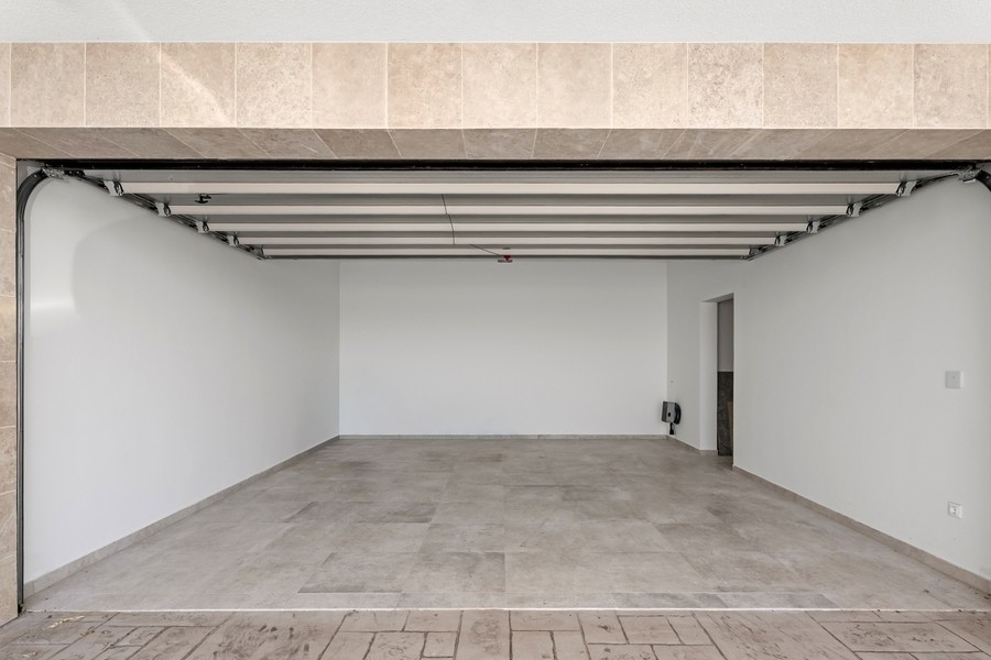 Garage im Untergeschoss