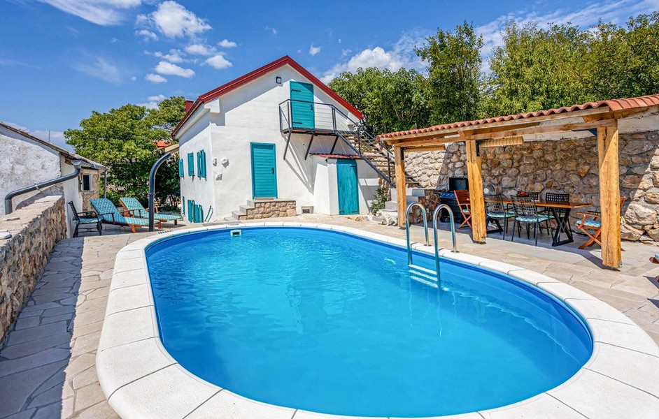 Natursteinhaus mit Pool in Karlobag, Kvarner Bucht