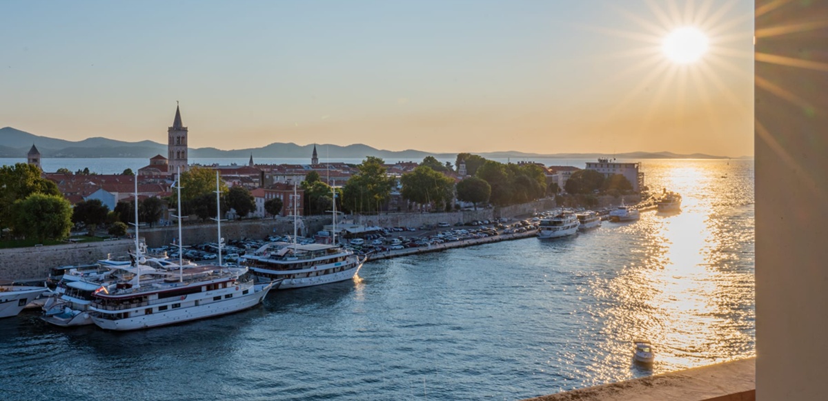 Meerblick und Stadtblick - Wohnung direkt am Meer in Zadar zum Verkauf - A3854