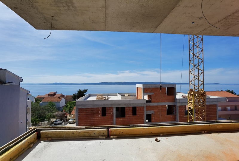 Penthouse mit Meerblick in Kroatien auf der Insel Ciovo kaufen - Panorama Scouting Immobilien.