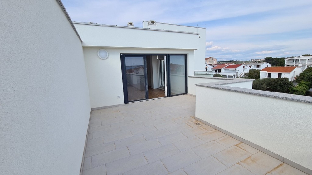 Appartement am Meer in Kroatien kaufen - Panorama Scouting A2465, Nord-Dalmatien, Insel Pag.