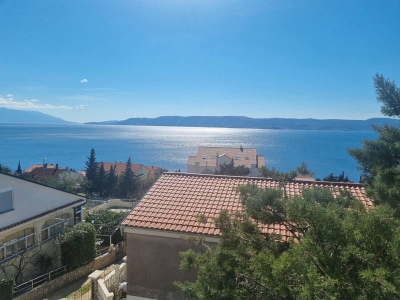 Wohnung A2799 mit Meerblick in Novi Vinodolski, Kroatien zum Verkauf.