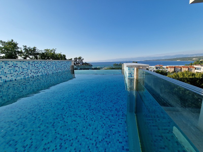 Immobilien mit Pool in Kroatien - Panorama Scouting A3043.