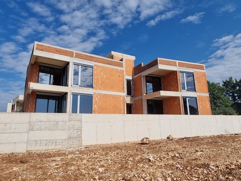 Neubau Wohnung mit hochwertiger Ausstattung - Panorama Scouting