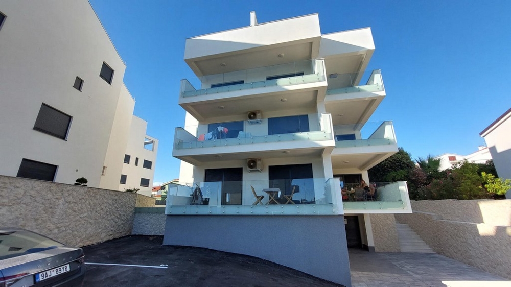 Moderne Immobilien in Kroatien - Appartement A3381, Insel Pag.