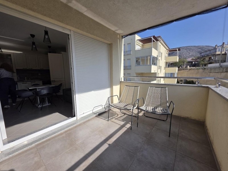 Balkon der Wohnung A3578, die in Senj in Kroatien zum Kauf steht.