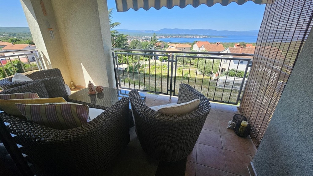 Wohnung mit Meerblick kaufen auf der Insel Krk in Kroatien.