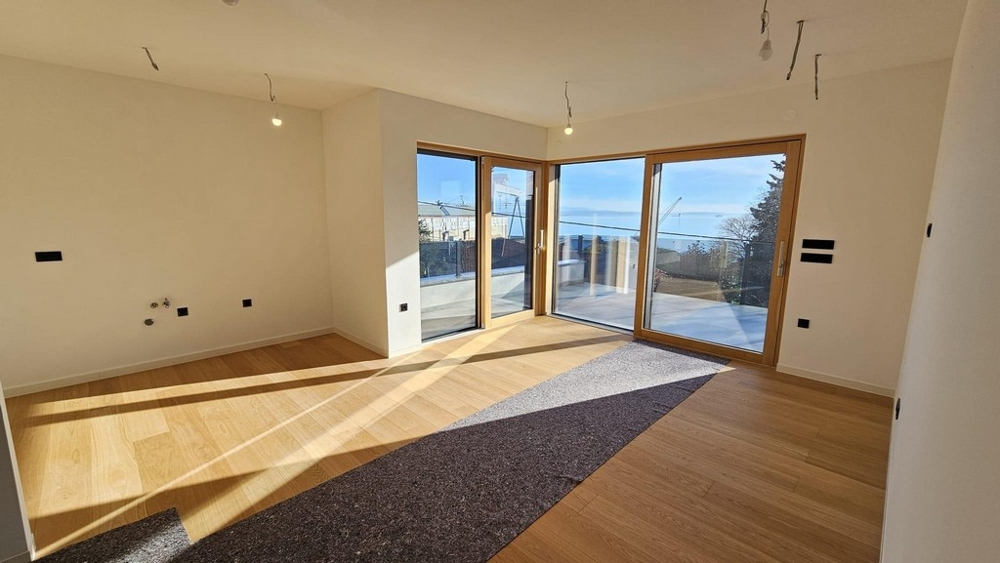 Hochwertiges Appartement mit Eichenparkett zum Verkauf in Kroatien - Panorama Scouting.