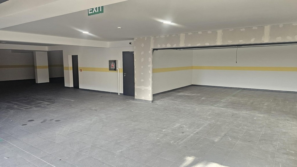 Tiefgarage mit Stellflächen