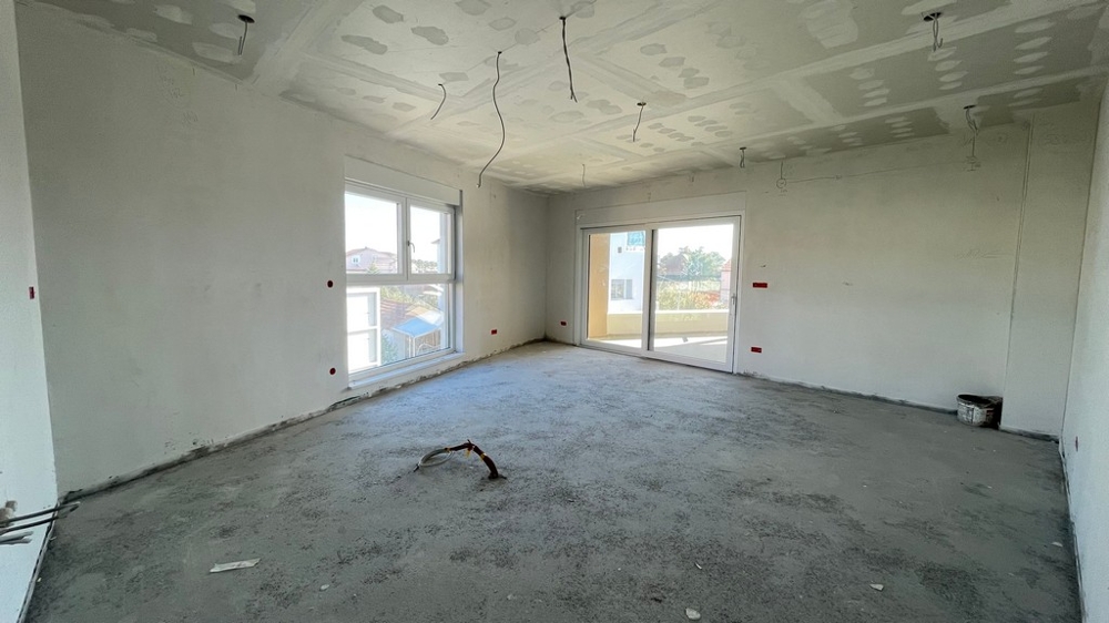 Großer Wohnbereich mit Terrassenzugang