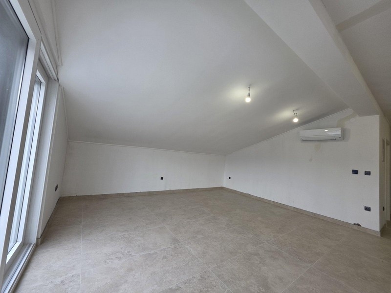 Wohnbereich im Dachgeschoss der Immobilie A3859 in Novi Vinodolski.