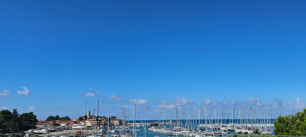 Meerblick der Immobilie A3863 in Novigrad, Istrien.