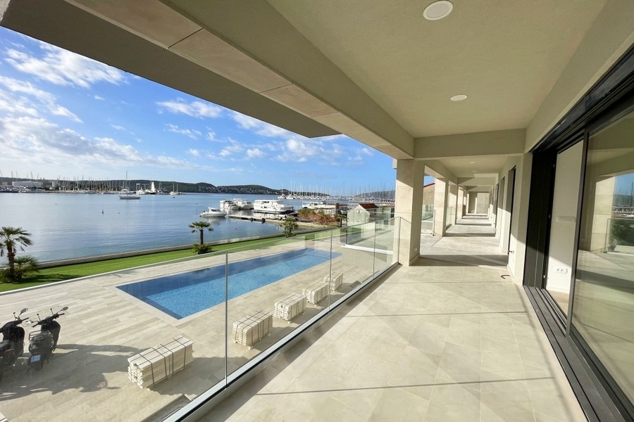 Wohnung in der 1. Reihe kaufen Kroatien.