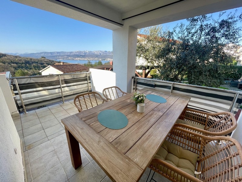 Wohnung mit Meerblick auf der Insel Krk zum Verkauf - Panorama Scouting A3917.